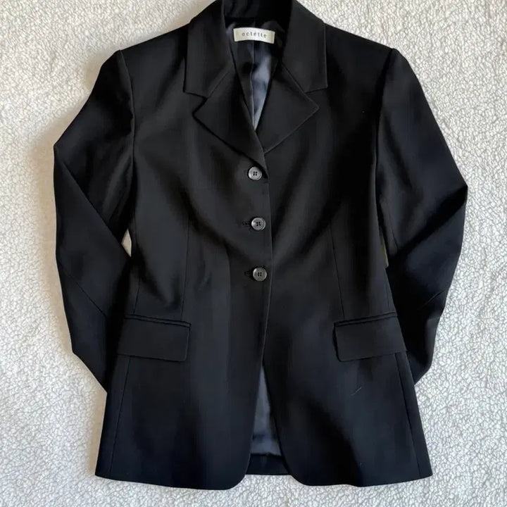 [BUNJANG] octette 3-Button Black Blazer / [octette] 오떼뜨 3버튼 블랙 블레이저