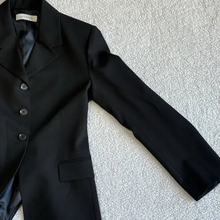 [BUNJANG] octette 3-Button Black Blazer / [octette] 오떼뜨 3버튼 블랙 블레이저