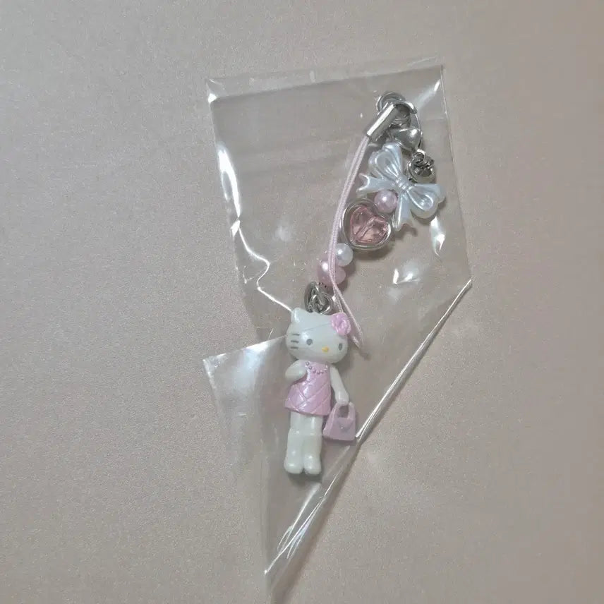 [BUNJANG] Sanrio Long-Legged Kitty Angel &amp; Devil Series Strap / 산리오 롱다리 키티 스트랩 천사와악마 시리즈