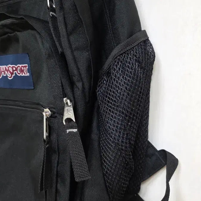 [BUNJANG] JanSport Black Backpack / 잔스포츠. 블랙백팩.