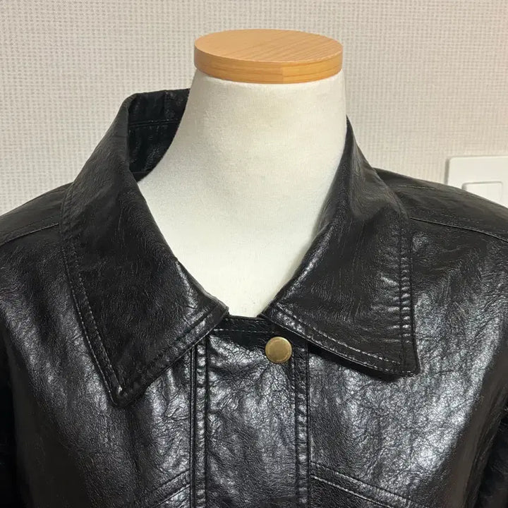 [SOLD OUT] 썸웨어버터 레더 블루종 자켓 팝니다