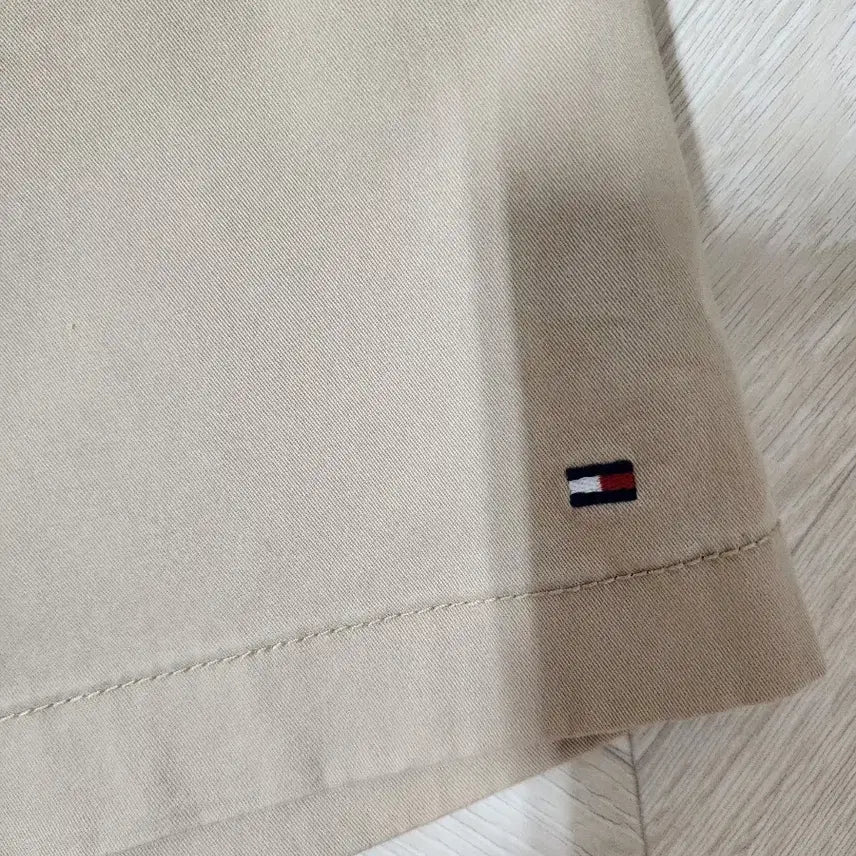 [BUNJANG] Tommy Hilfiger Beige Shorts / 타미힐피거 베이지색 반바지 새상품 팝니다.