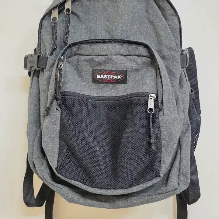 [BUNJANG] Eastpak Backpack / 이스트팩. 배낭형 백팩.
