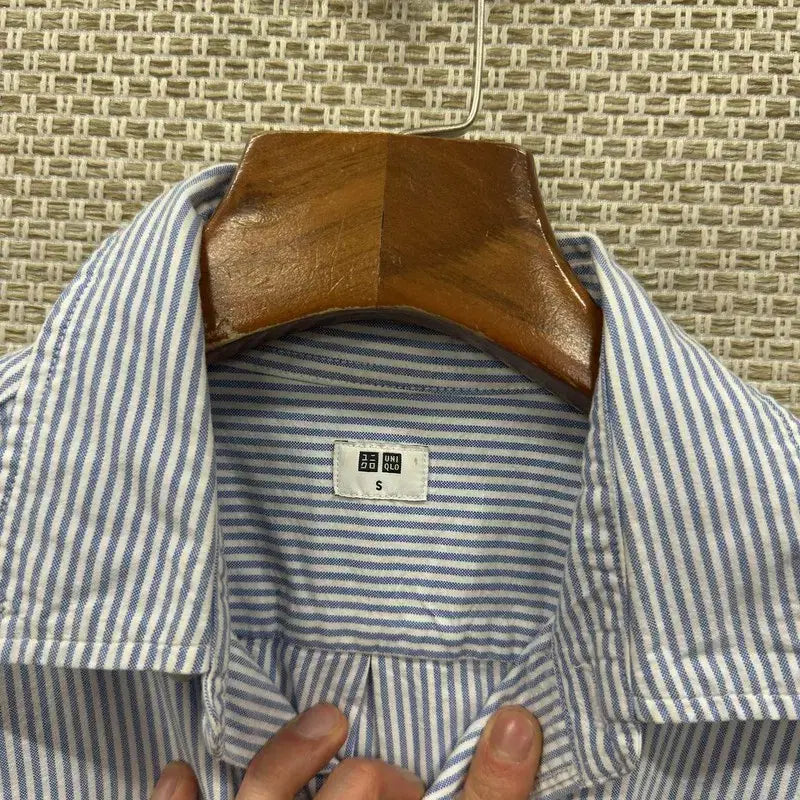[BUNJANG] Uniqlo Casual Striped Long-Sleeve Shirt (Size S) / 유니클로 캐주얼 스트라이프 긴팔 셔츠 S A09615