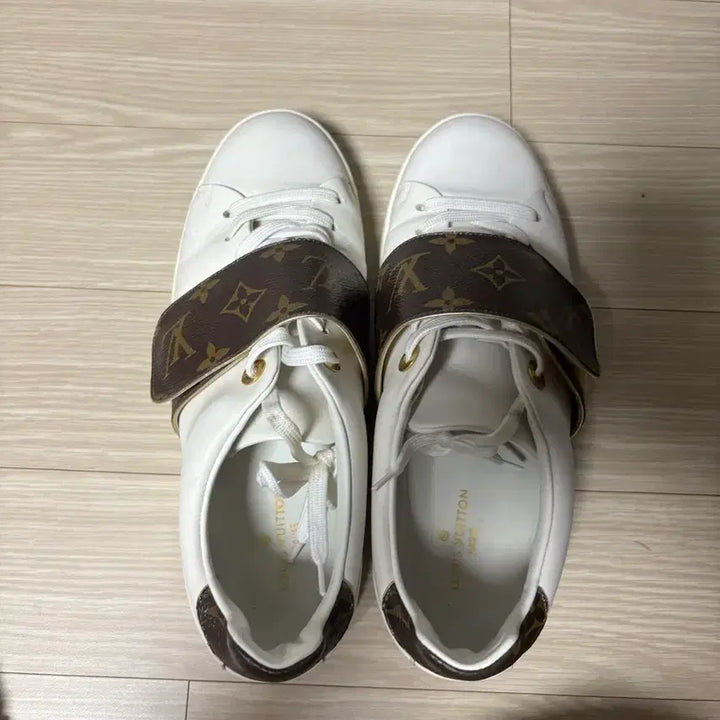 [BUNJANG] Louis Vuitton Sneakers 250 / 루이비통 스니커즈 250