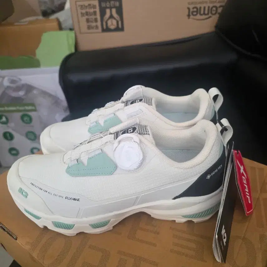 [BUNJANG] K2 Flyhike Pure (G2) Hiking Boots / K2 플라이하이크 퓨어 (G2) 235mm 새상품