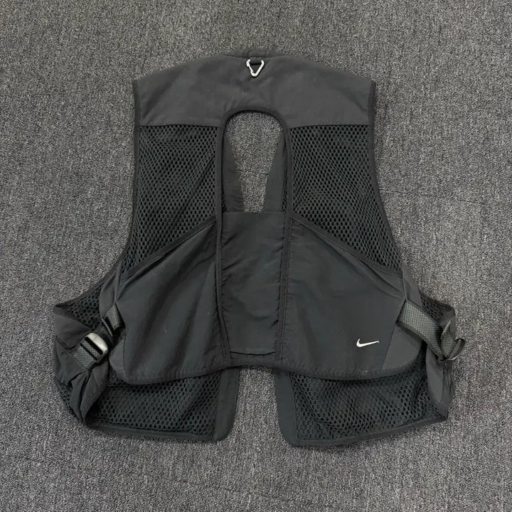 [SOLD OUT] 나이키ACG 버틀스 블랙 베스트 XXL