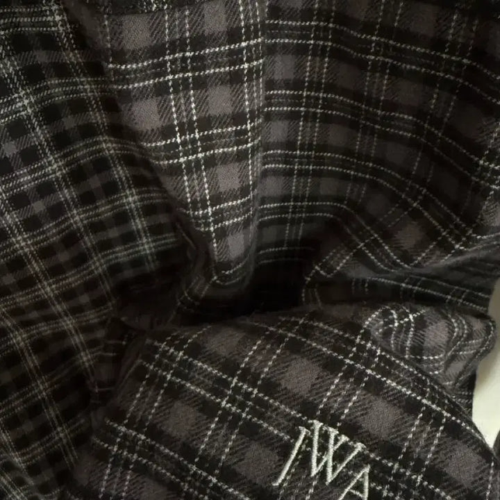 [BUNJANG] Uniqlo JW Anderson Shirt / 유니클로 JW앤더슨 셔츠