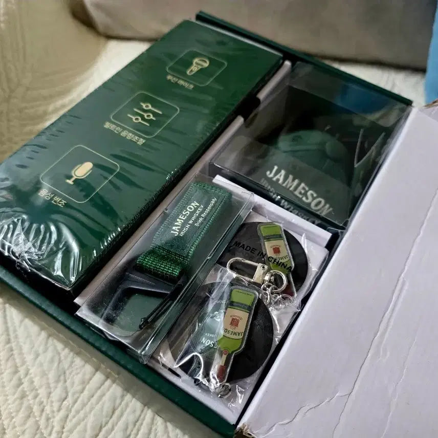 [BUNJANG] Jameson Merchandise Kit / 제임슨 한정판 굿즈 키트 (미사용,박스포장,비닐포장그대로)