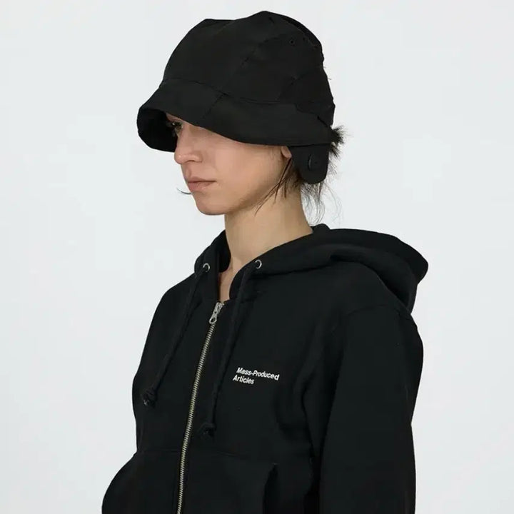 [BUNJANG] Plastic Product MPa Mask Bonnet Hat / 플라스틱 프로덕트 모자