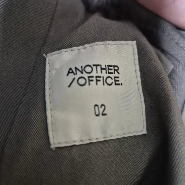 [BUNJANG] Another Office Santiago Slacks Olive Gray / [02] 어나더오피스 산티아고 슬랙스 올리브그레이