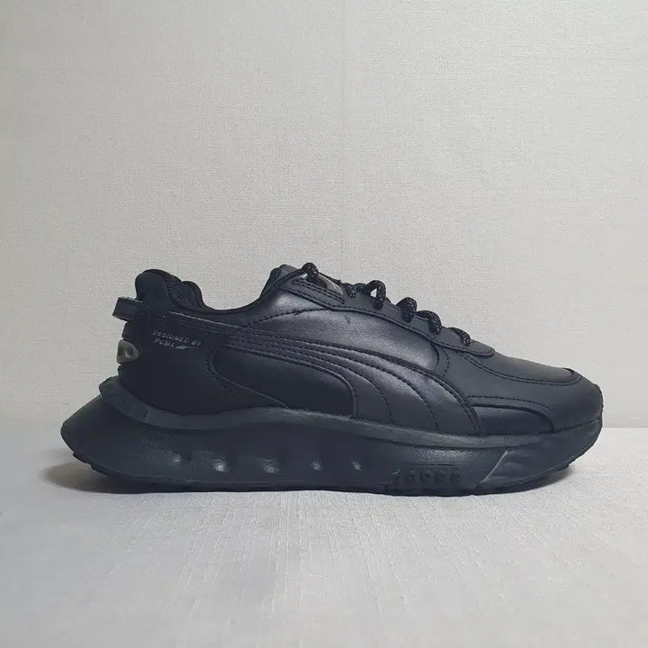 [BUNJANG] Puma Wild Rider Reflective Black Sneakers / 푸마 와일드 라이더 리플랙티브 블랙 245mm