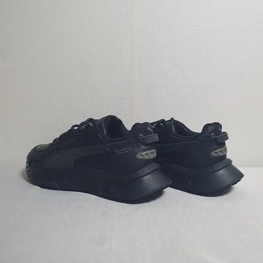 [BUNJANG] Puma Wild Rider Reflective Black Sneakers / 푸마 와일드 라이더 리플랙티브 블랙 245mm