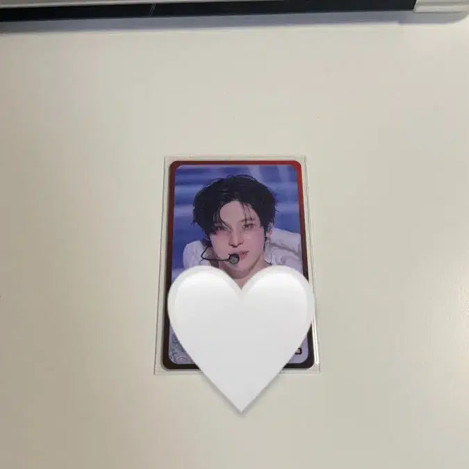[SOLD OUT] 에이티즈 하이어 나사 윤호 친필싸인 포카
