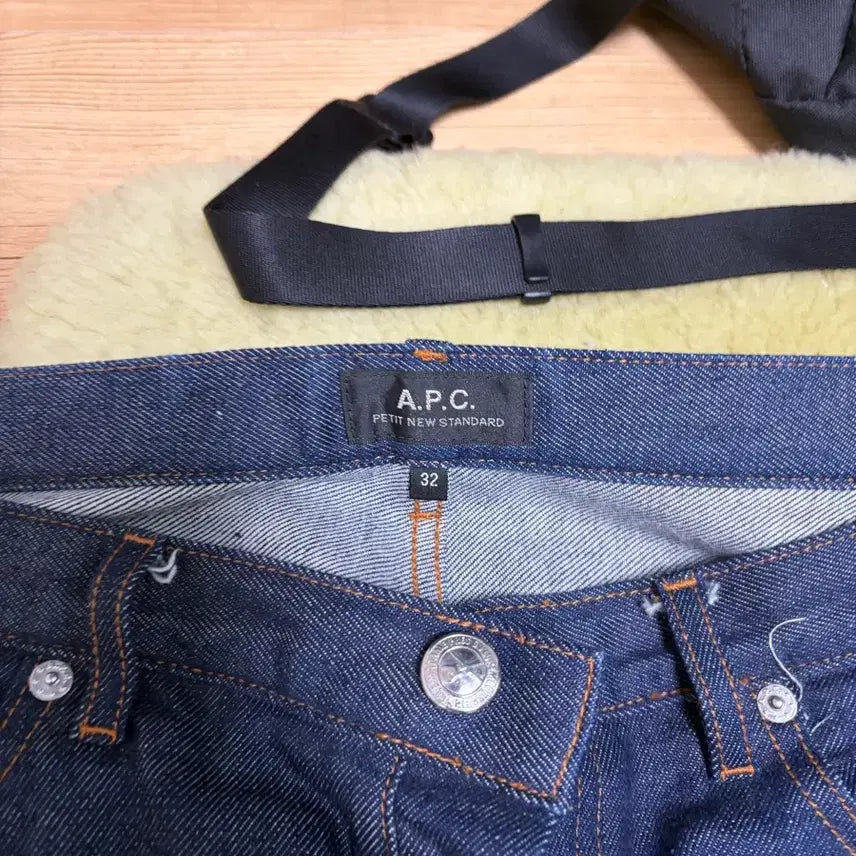[BUNJANG] A.P.C. Petit New Standard Jeans (Size 32) / 32사이즈 아페쎄 쁘띠 뉴스탠다드