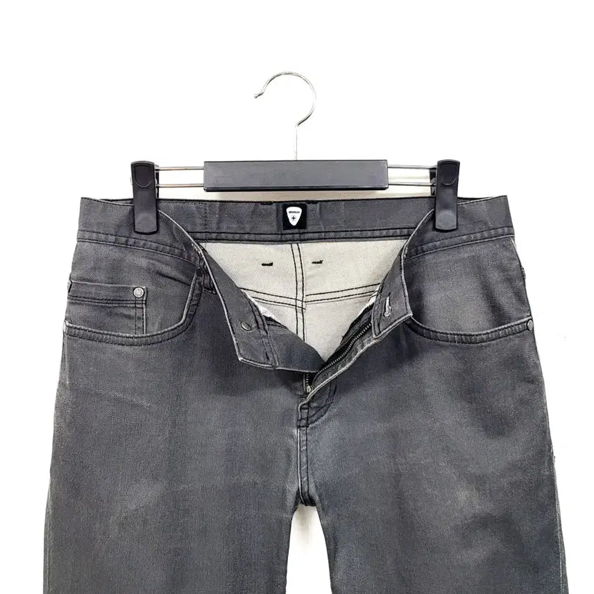 [BUNJANG] Strellson Dark Gray Denim Pants / 스트렐슨 다크그레이 데님 팬츠 Y930