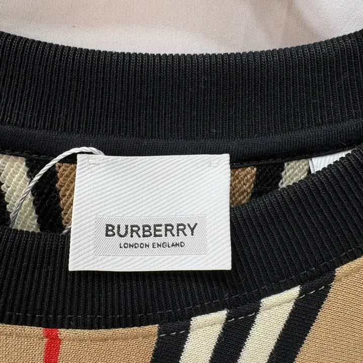 [BUNJANG] Burberry Stripe Dress / 버버리 스트라이프 원피스 55사이즈(정품)