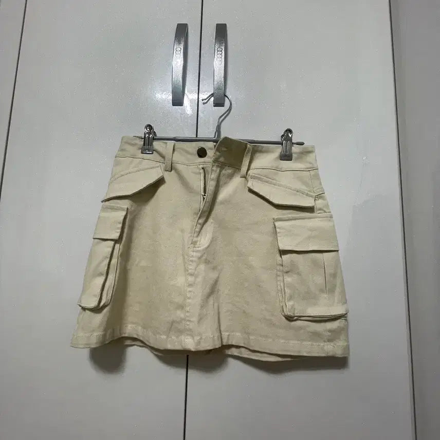 [BUNJANG] Cream Cargo Skirt / 크림카고 스커트