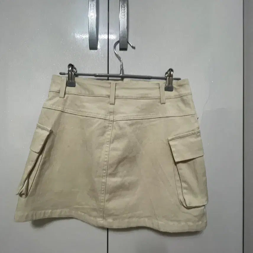[BUNJANG] Cream Cargo Skirt / 크림카고 스커트