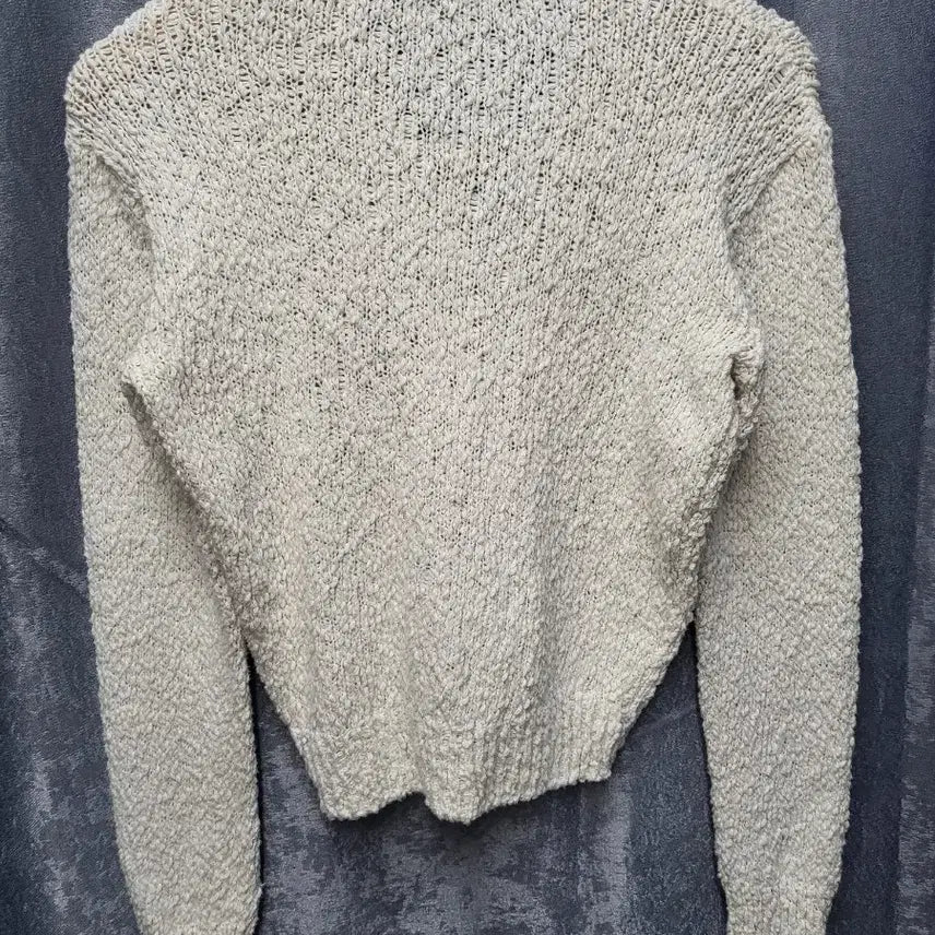 [BUNJANG] SUNDAY Ivory V-Neck Bouclé Cardigan / SUNDAY 아이보리 브이넥 가디건