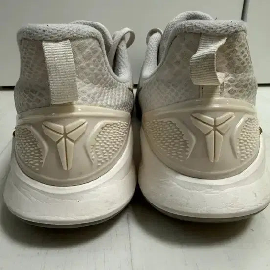 [BUNJANG] Nike Kobe Mamba Focus Basketball Shoes / 코비 맘바 포커스