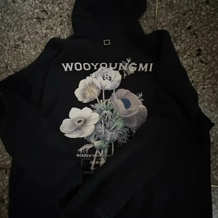 [SOLD OUT] 우영미 플라워 후드티 판매