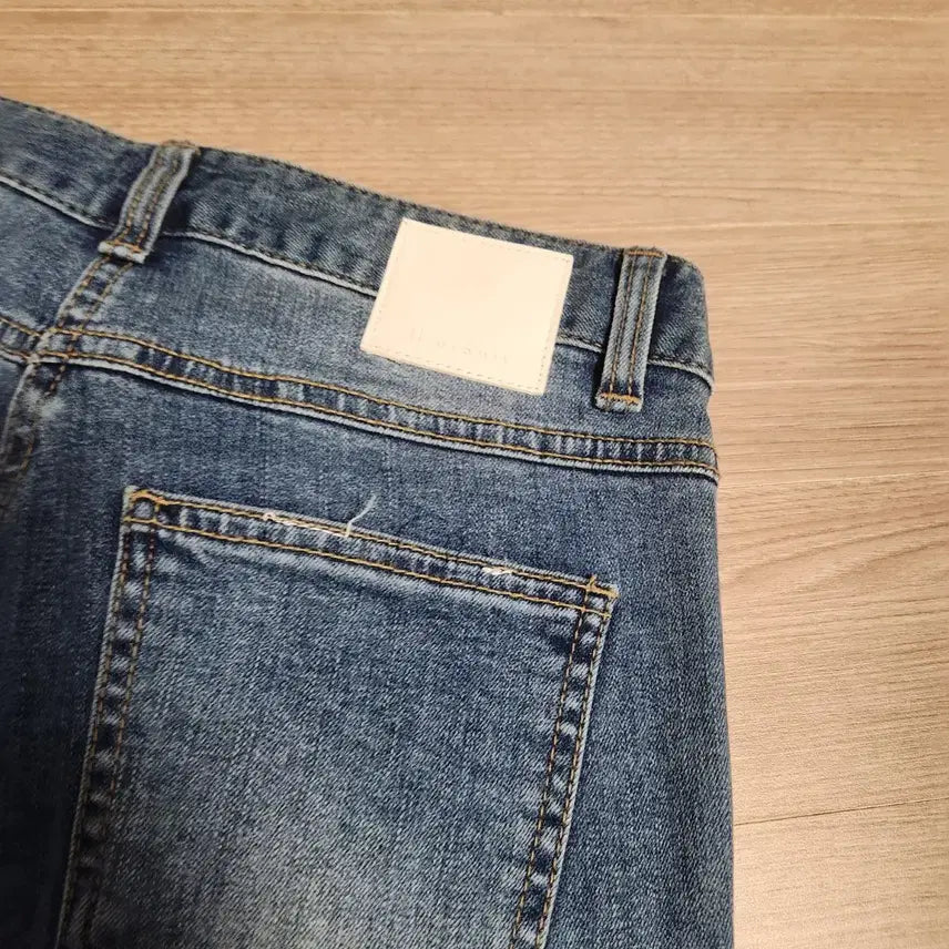 [BUNJANG] It MICHAA Bootcut Denim Pants / 잇미샤 청바지 부츠컷 데님 팬츠 70
