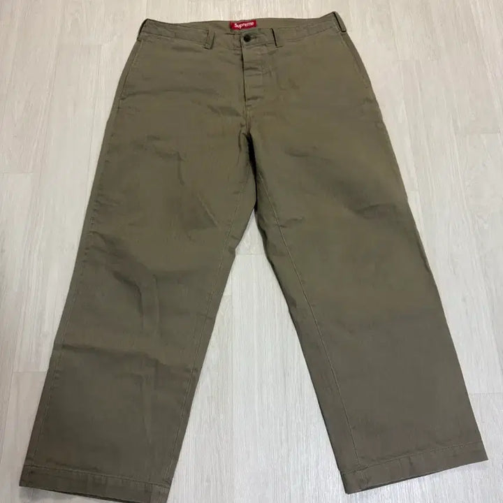 [BUNJANG] Supreme Herringbone Chino Pants / 슈프림 24fw 헤링본 치노팬츠