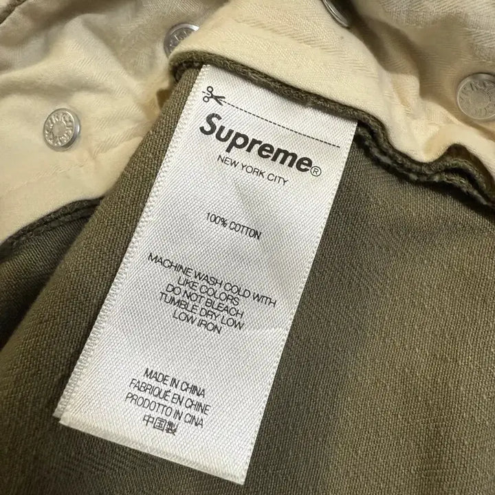 [BUNJANG] Supreme Herringbone Chino Pants / 슈프림 24fw 헤링본 치노팬츠
