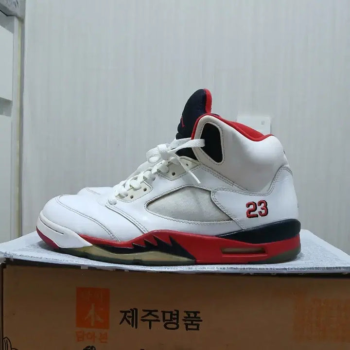 [BUNJANG] Nike Air Jordan 5 Fire Red Basketball Shoes / 나이키 에어 조던 5 파이어 레드 서태웅 280mm