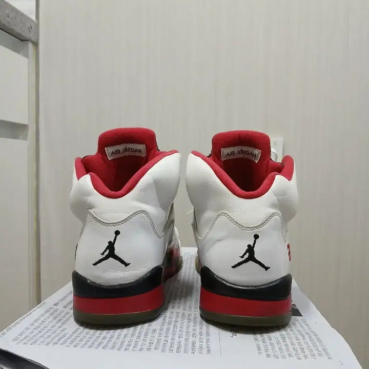 [BUNJANG] Nike Air Jordan 5 Fire Red Basketball Shoes / 나이키 에어 조던 5 파이어 레드 서태웅 280mm