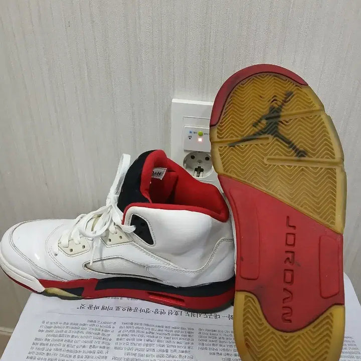[BUNJANG] Nike Air Jordan 5 Fire Red Basketball Shoes / 나이키 에어 조던 5 파이어 레드 서태웅 280mm
