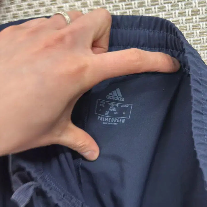 [BUNJANG] Adidas Embroidered Logo Jogger Pants Spring/Summer 3XL A09635 / 아디다스 자수로고 봄 여름 조거 츄리닝바지 3XL A09635