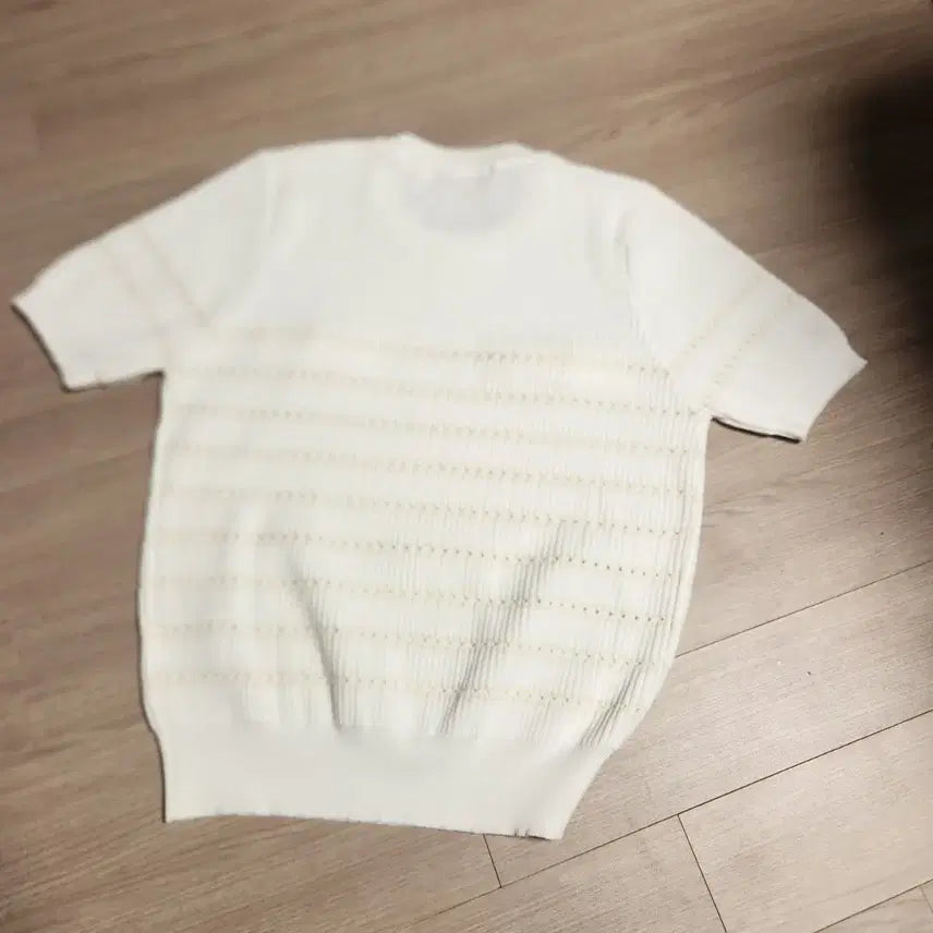 [BUNJANG] Olive Des Olive Ribbed Knit Punching Short Sleeve T-shirt / 올리브데올리브 잔골지 펀칭  반팔 니트 티셔츠 90