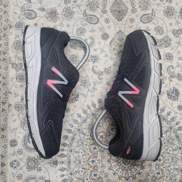 [BUNJANG] New Balance 480 Sneakers / 뉴발란스 480 스니커즈 235mm