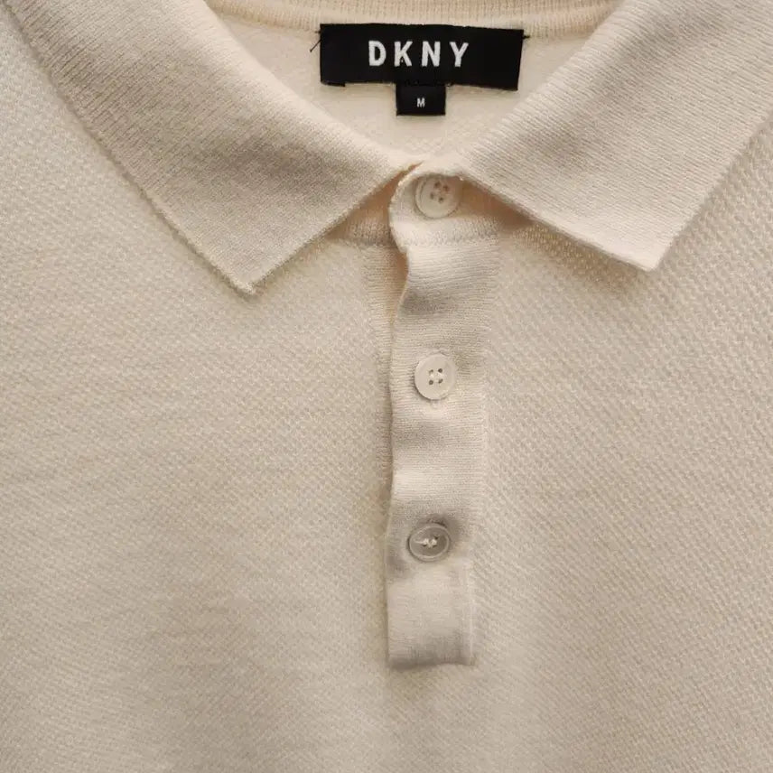 [BUNJANG] DKNY Mock Neck Long Sleeve Polo Shirt / DKNY 모긴팔 카라티 100