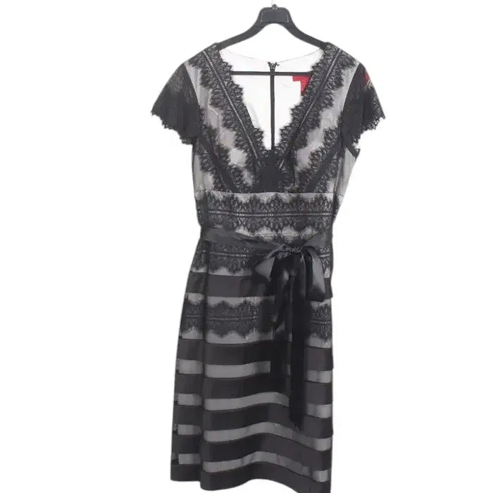 [BUNJANG] JS Collection Striped V-neck Dress / 여성 38사이즈/ JS컬렉션 단가라 브이넥원피스 드레스