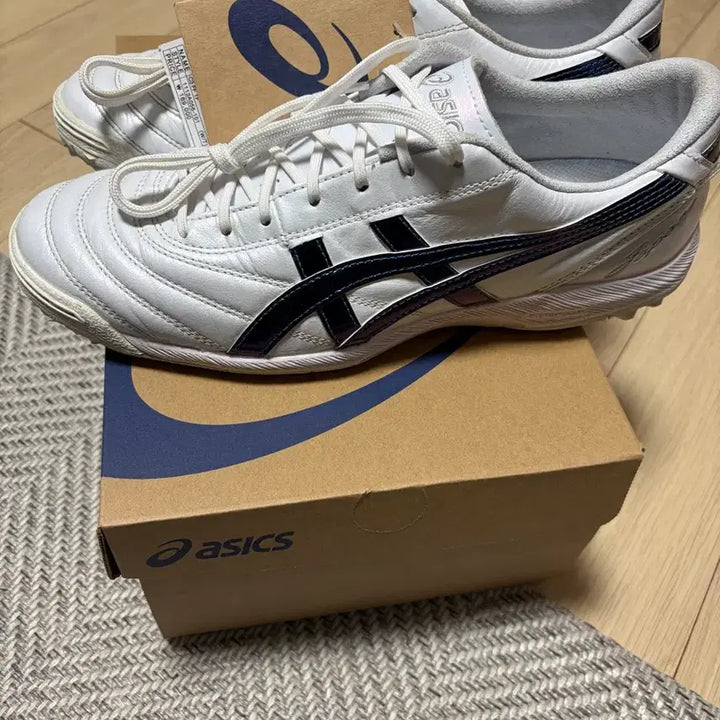 [SOLD OUT] 아식스 C3 FF TF 풋살화 260mm
