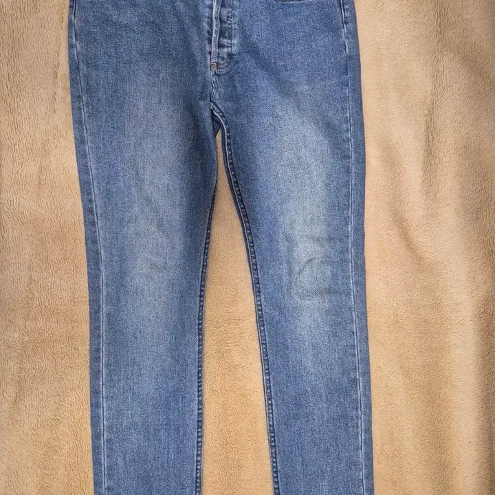 [SOLD OUT] 아페쎄(A.P.C.)의 쁘띠 스탠다드 진 29 판매합니다 단시간 착용하