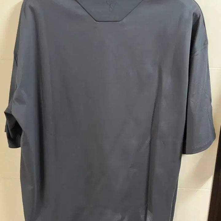 [SOLD OUT] 에비너 반팔티 그레이,그린색 1사이즈 팝니다