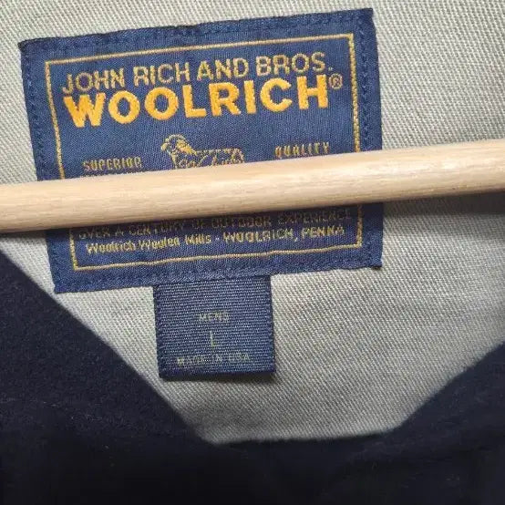 [BUNJANG] Woolrich Navy L Button-Up Shirt / 울리치 셔츠 네이비 WOOLRICH L