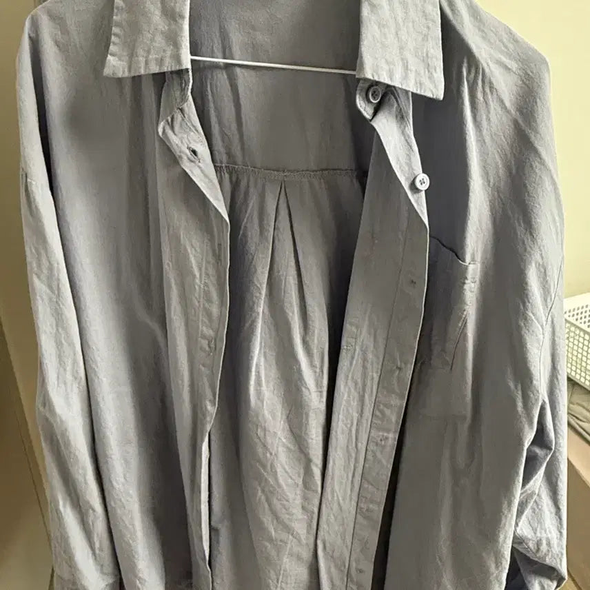 [BUNJANG] Oblique Boyfriend Fit Oversized Basic Shirt / (보호본능자극!) 오버핏 여리 기본 그란데셔츠