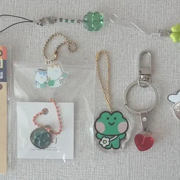 [BUNJANG] Flocking Keyrings Bundle Set / (열쇠고리,키링)귀여운 후로킹 키링들