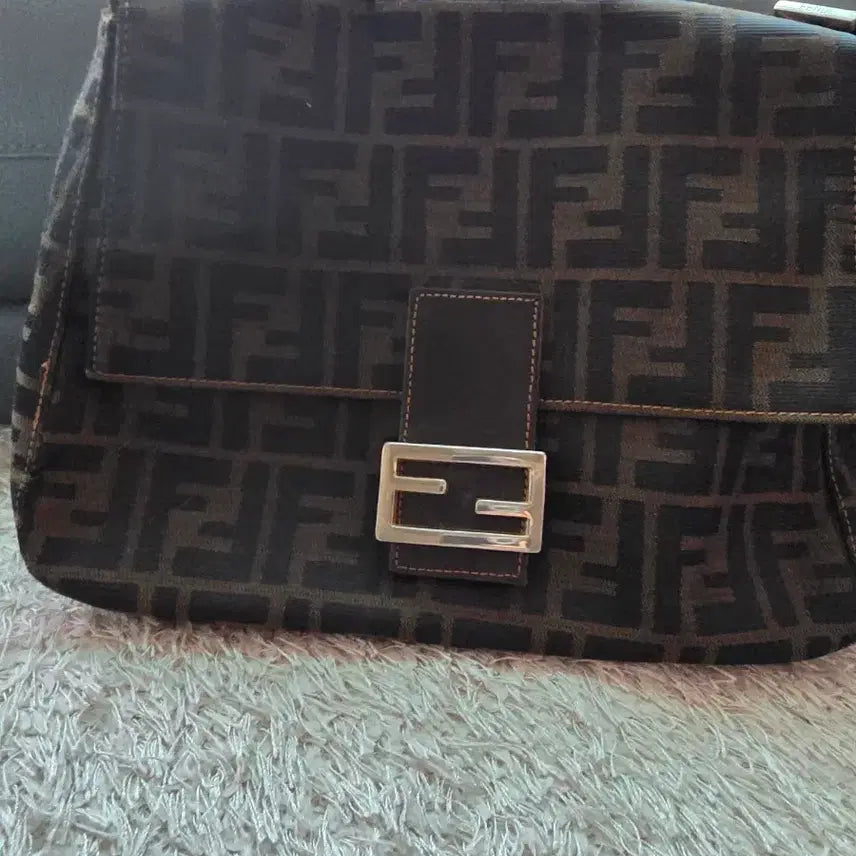 [BUNJANG] Fendi Zucchino Shoulder Bag / 펜디주카백   무료배송