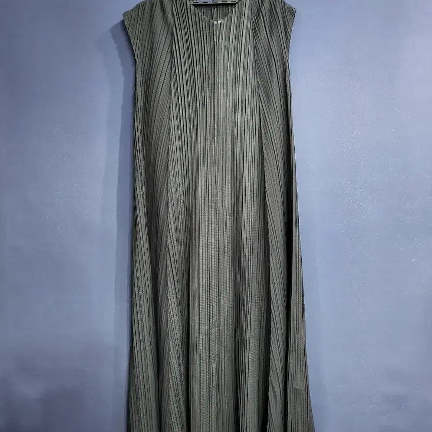 [SOLD OUT] 플리츠미 절개 플리츠 롱원피스