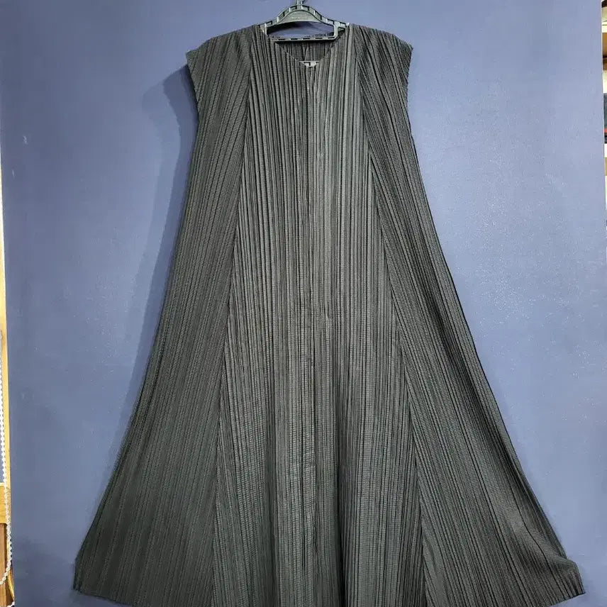 [SOLD OUT] 플리츠미 절개 플리츠 롱원피스