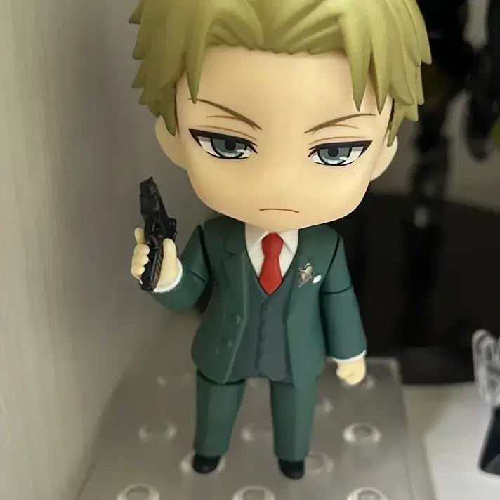 [BUNJANG] Spy x Family Loid Nendoroid / 로이드 넨도로이드
