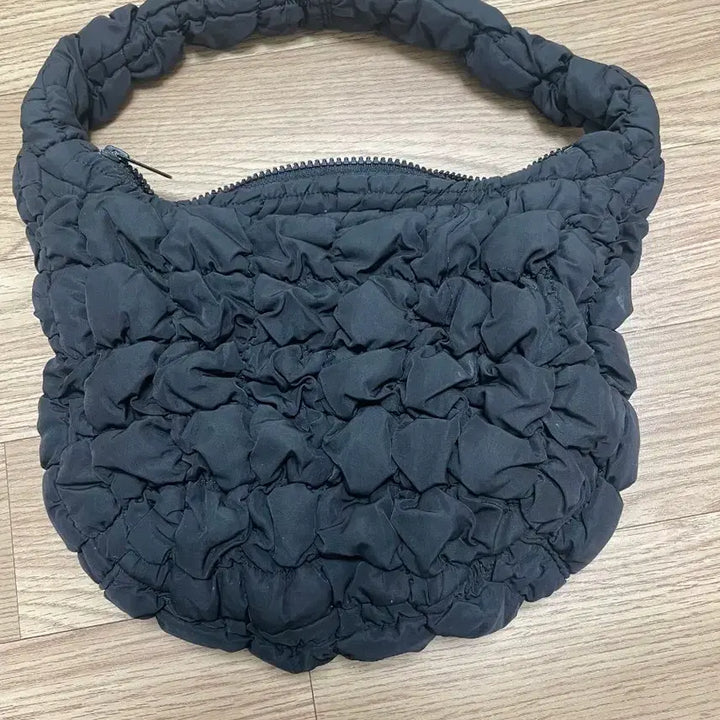 [BUNJANG] COS Quilted Bag / 코스 퀄팅백