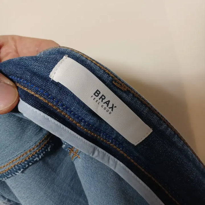 [BUNJANG] (32) 브락스 BRAX FEEL GOOD 스판 청치마 스커트 / (32) 브락스 BRAX FEEL GOOD 스판 청치마 스커트