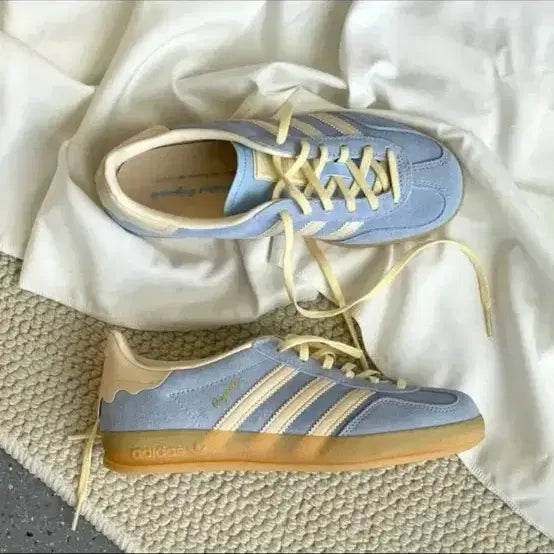 [BUNJANG] Adidas Gazelle Indoor Beige Sky Blue Sneakers / 아디다스 가젤 인도어베이지 스카이블루